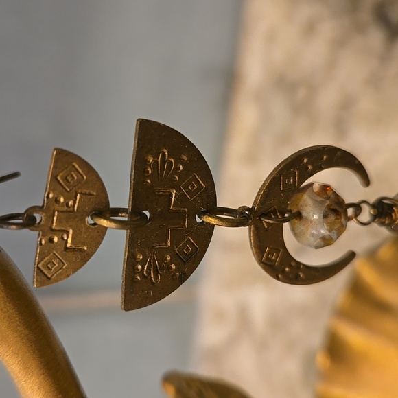 Gorgeous artisan earnings - Picture 4 of 6